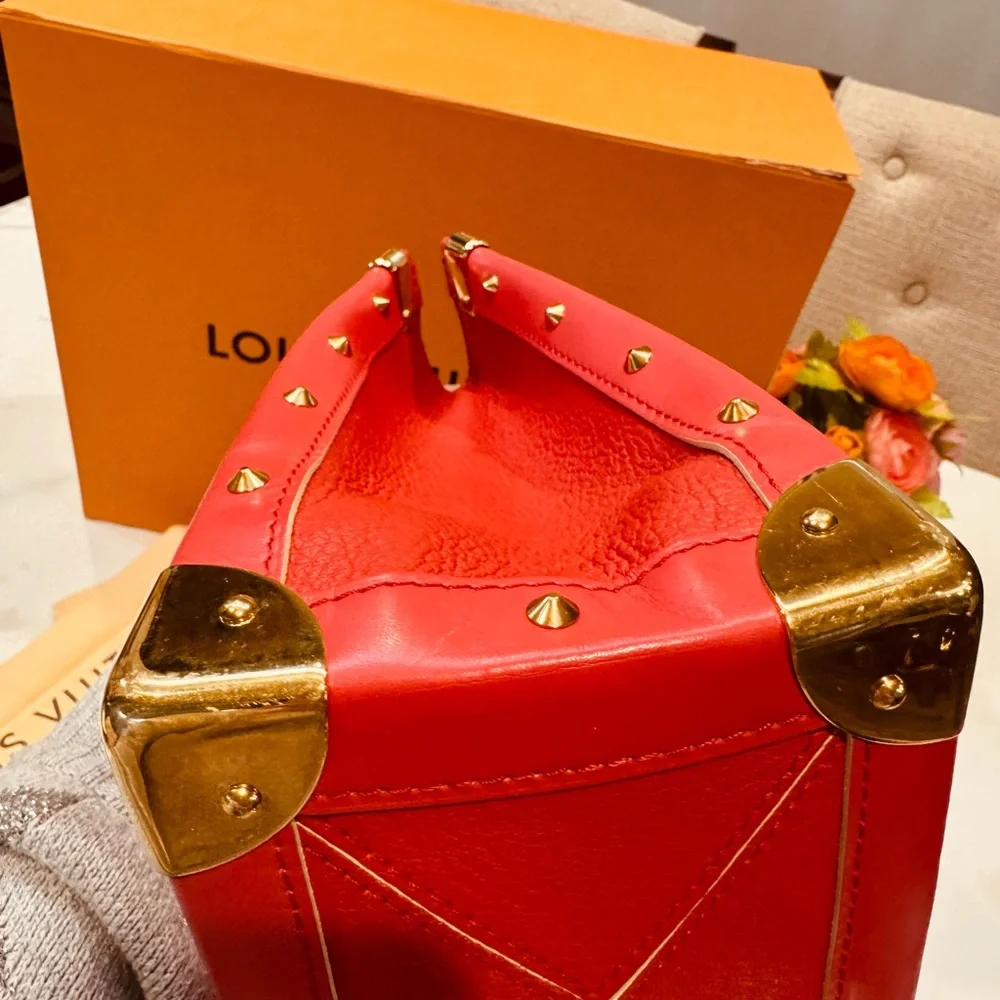Authentic Louis Vuitton Suhali de Fabuleux bag - Picture 6 of 15